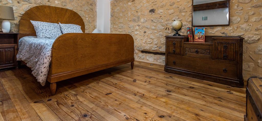 Chambres D'Hotes Le Relais Des Remparts Rions Extérieur photo