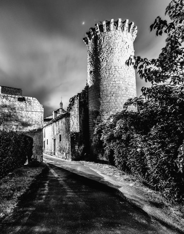 Chambres D'Hotes Le Relais Des Remparts Rions Extérieur photo